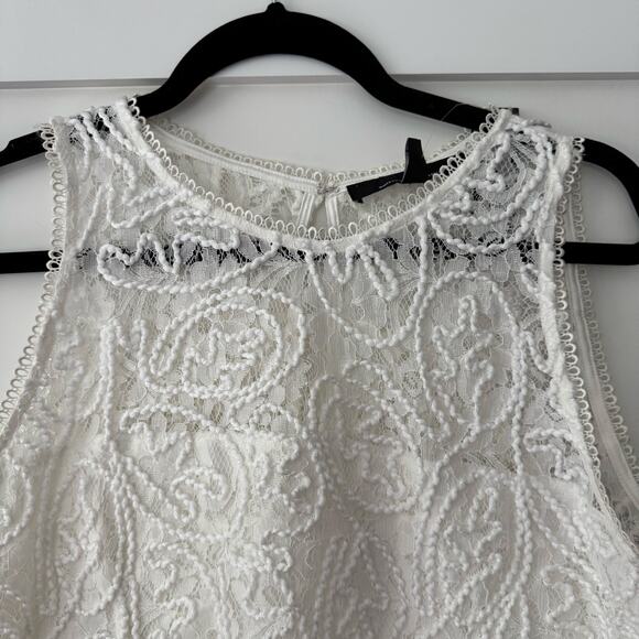 WHBM Sleeveless Blouse Lace Shell Embroidered Ecru Size 14 NEW - Picture 8 of 14